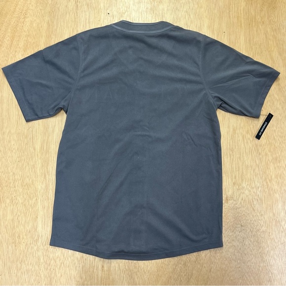 Jordan Mens Button Up Silk Gray/ Good Casual Shirt Size Small - Picture 4 of 4